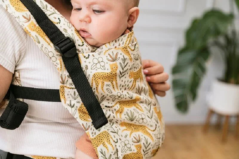 Prowl – Free-to-Grow Baby Carrier in Cotton